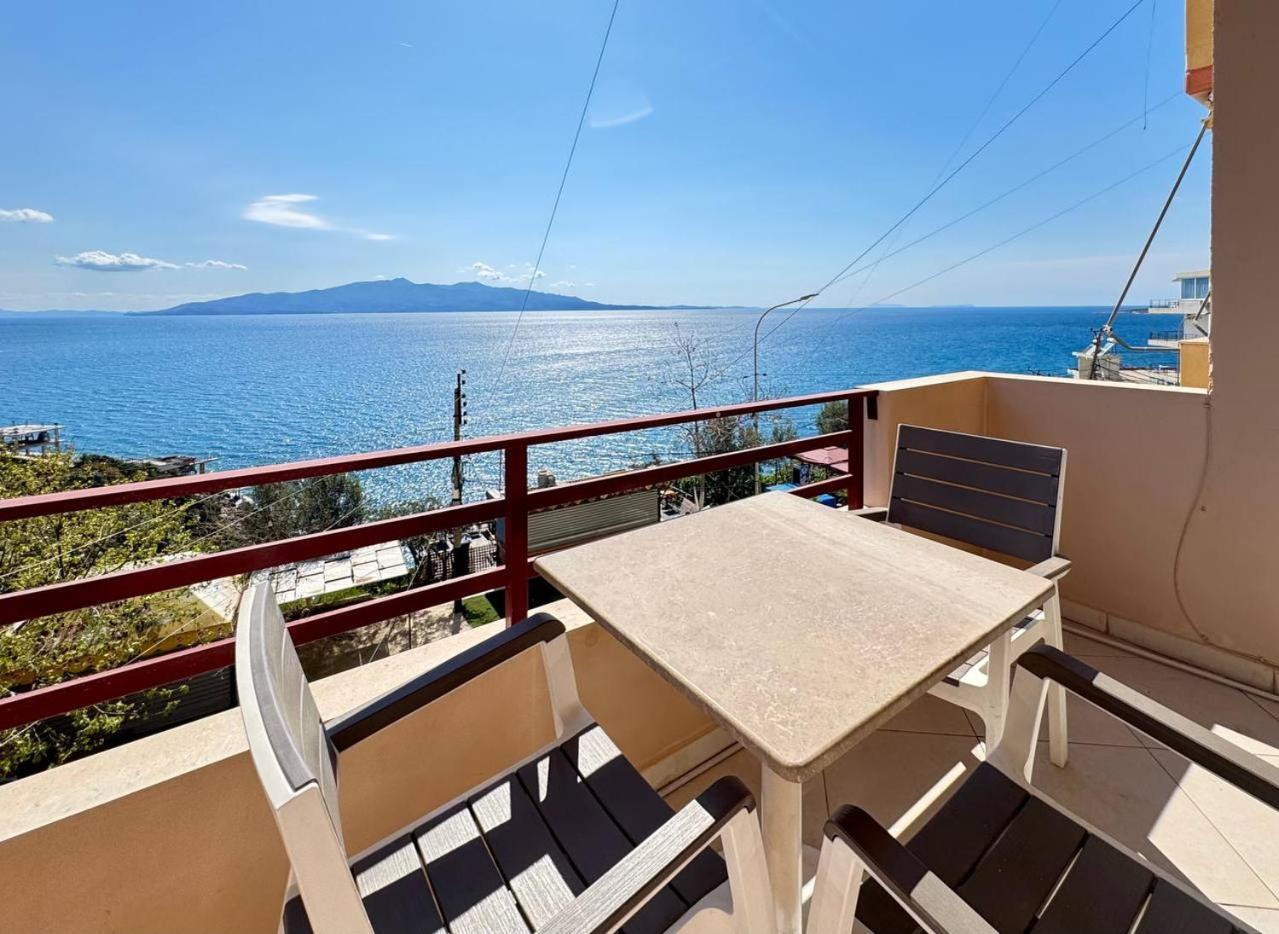 Del Mar Sea View Apartment Sarandë Exteriör bild