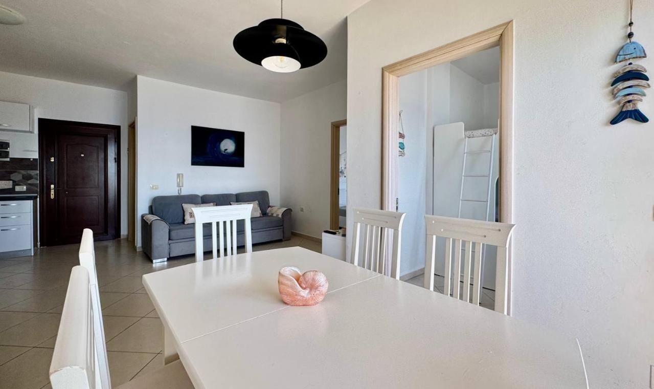 Del Mar Sea View Apartment Sarandë Exteriör bild